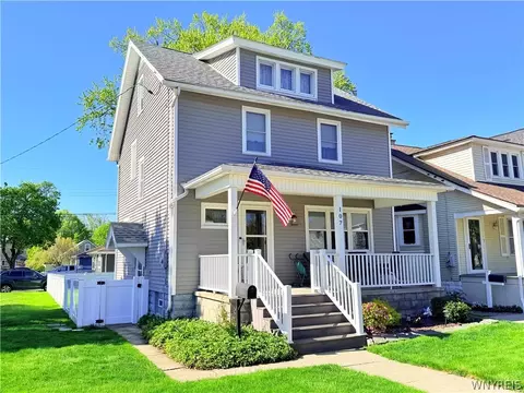 107 Downing St, Buffalo, NY 14220
