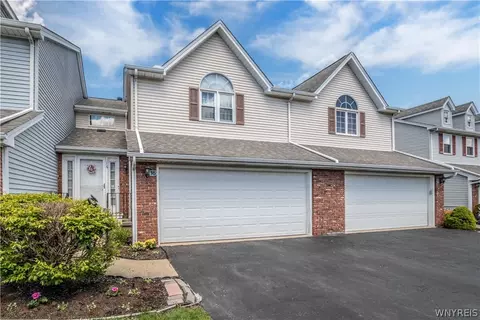 16 N Hill Dr, West Seneca, NY 14224