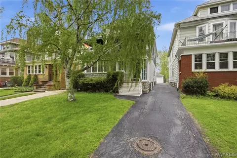 301 Colvin Ave, Buffalo, NY 14216
