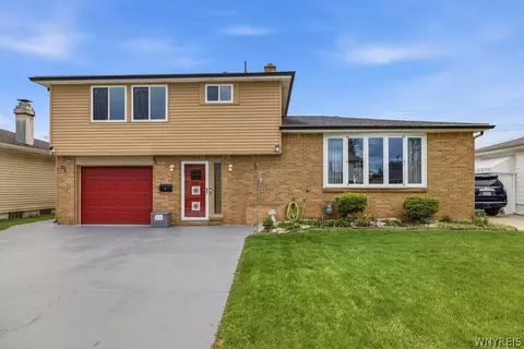 85 Bernice Dr, Cheektowaga, NY 14225