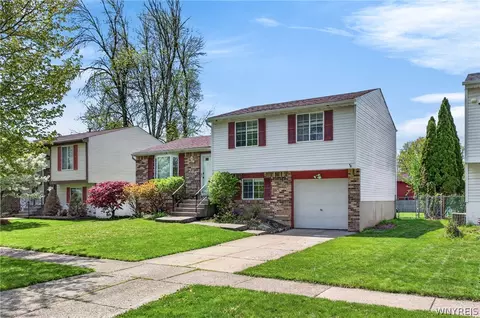 266 Peppertree Dr, Amherst, NY 14228
