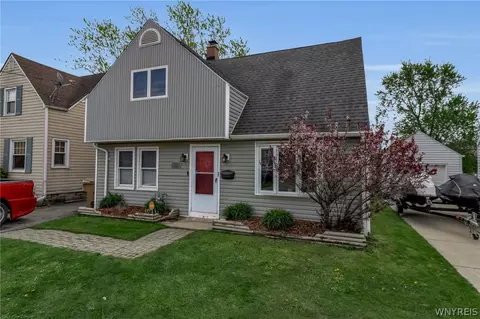 1127 Cleveland Dr, Cheektowaga, NY 14225