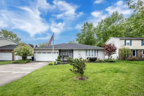 1075 Dodge Rd, Getzville, NY 14068