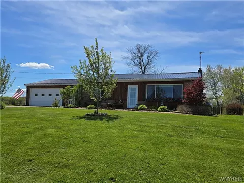 11476 Harrison Rd, Shelby, NY 14103