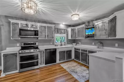 Kitchen - 280 Pine St, Aurora, NY 14052 photo 2 of 3