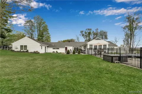 Exterior - 280 Pine St, Aurora, NY 14052 photo 2 of 4