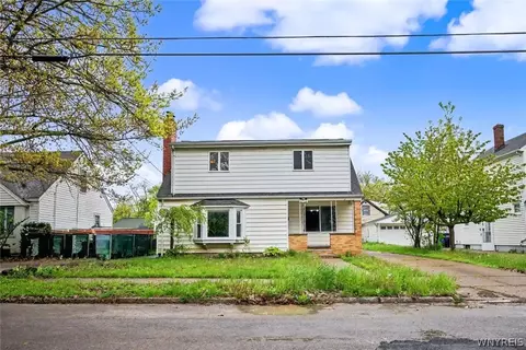 3520 Chapin Ave, Niagara Falls, NY 14301