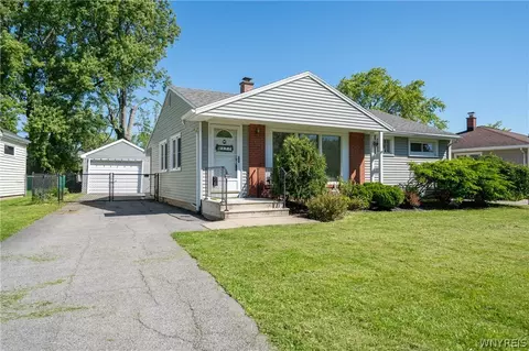 177 Bennington Rd, Amherst, NY 14226