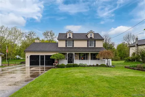 1540 Dodge Rd, East Amherst, NY 14051