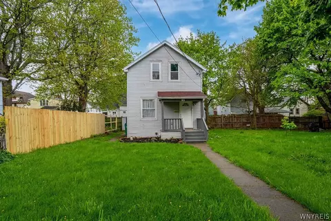 21 Pomona Pl, Buffalo, NY 14210