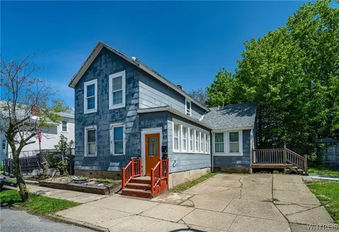 95 10th St, Buffalo, NY 14201