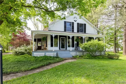 1812 Mill Rd, Aurora, NY 14170