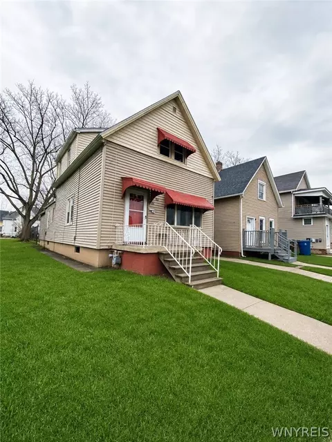 64 Ontario St, Buffalo, NY 14207