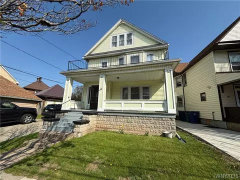 22 Briggs Ave, Buffalo, NY 14207