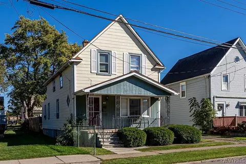 40 Johnson St, Lackawanna, NY 14218