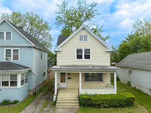 2215 South Ave, Niagara Falls, NY 14305