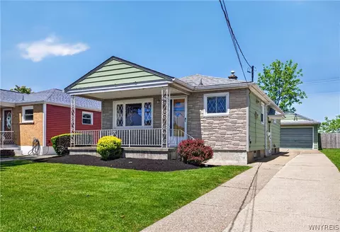 2918 Seneca Ave, Niagara Falls, NY 14305