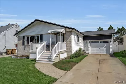 147 Harris Ct, Cheektowaga, NY 14225