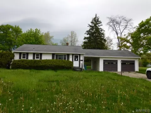 1282 Forbes St, North Tonawanda, NY 14120