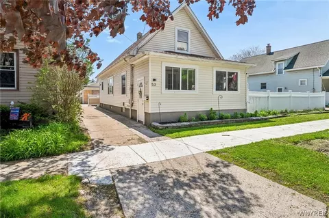 53 2nd Ave, North Tonawanda, NY 14120