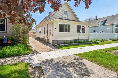 53 2nd Ave, North Tonawanda, NY 14120