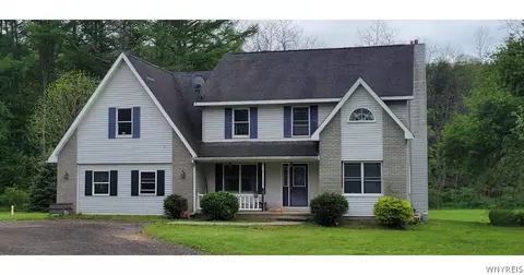 7486 Olean Rd, Holland, NY 14080