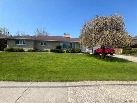84 Goering Ave, Cheektowaga, NY 14225