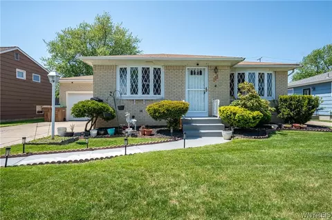 107 Nagel Dr, Cheektowaga, NY 14225