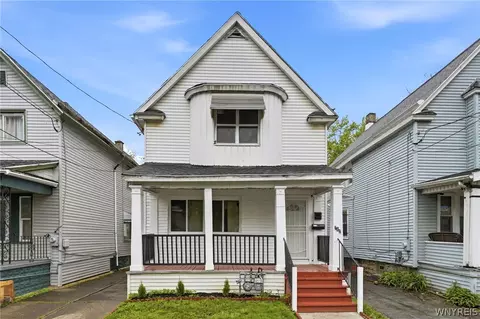 262 Sumner Pl, Buffalo, NY 14211