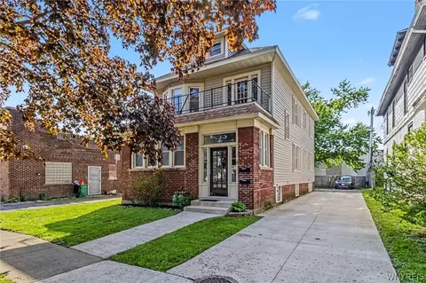 8 Heussy Ave, Buffalo, NY 14220