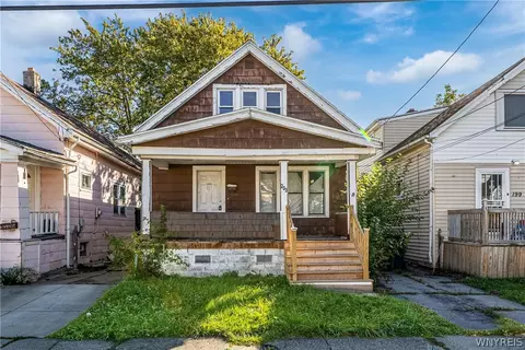 203 Roslyn St, Buffalo, NY 14215