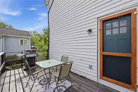 Exterior - 648 Beach Rd, Evans, NY 14006 photo 10 of 11