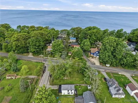View/Area - 648 Beach Rd, Evans, NY 14006 photo 1 of 8