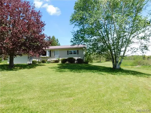 5467 Twichell Rd, Ashford, NY 14171
