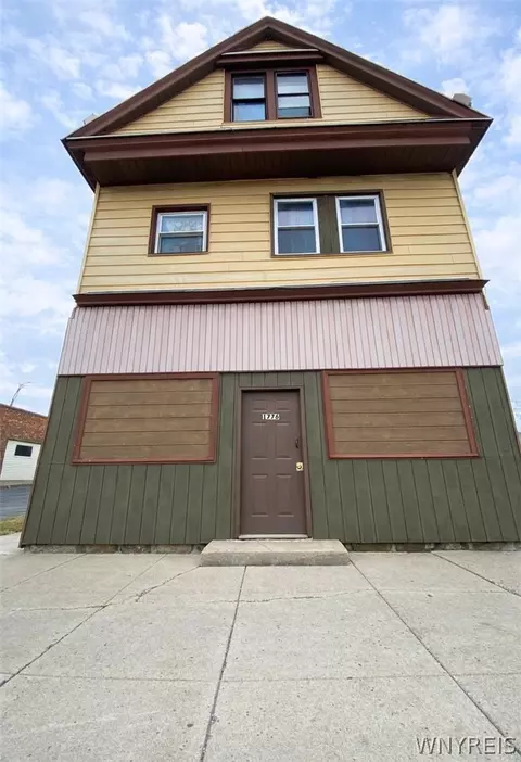 1776 Clinton St, Buffalo, NY 14206