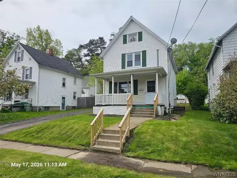6 Ward Ave, Hanover, NY 14136