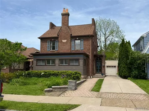 664 Orchard Pkwy, Niagara Falls, NY 14301