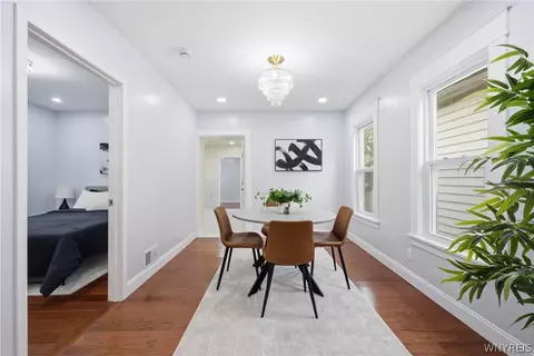 Dining - 53 Roslyn St, Buffalo, NY 14211 photo 2 of 3