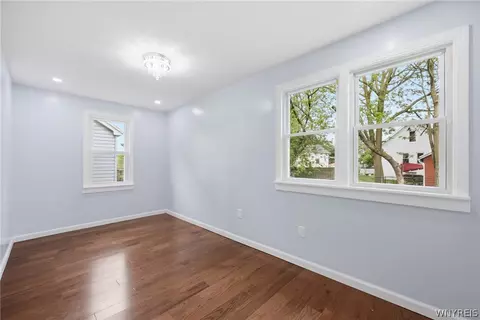Bedroom - 53 Roslyn St, Buffalo, NY 14211 photo 7 of 10