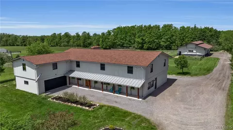 12286 Williston Rd, Alden, NY 14004