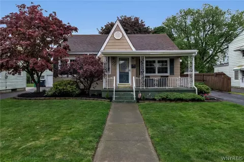 479 80th St, Niagara Falls, NY 14304