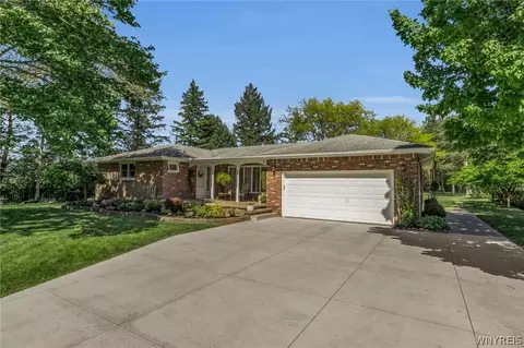 3965 California Rd, Orchard Park, NY 14127