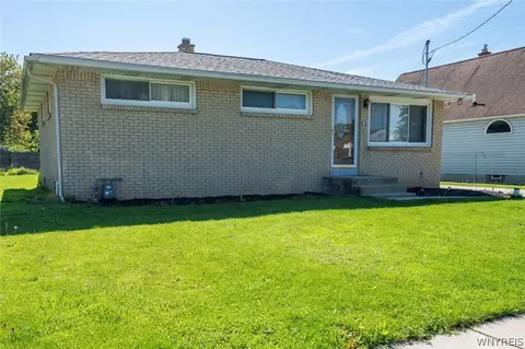 15 Colton St, Cheektowaga, NY 14206
