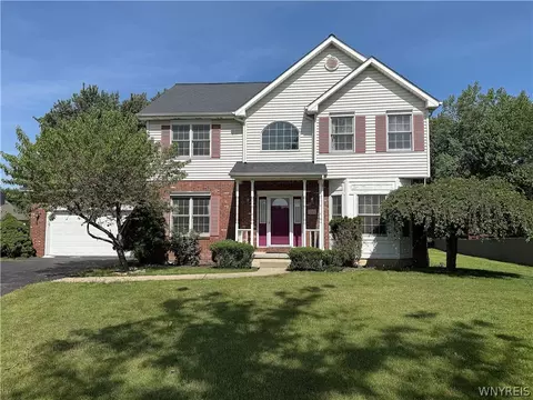 193 Meadow Spring Ln, East Amherst, NY 14051