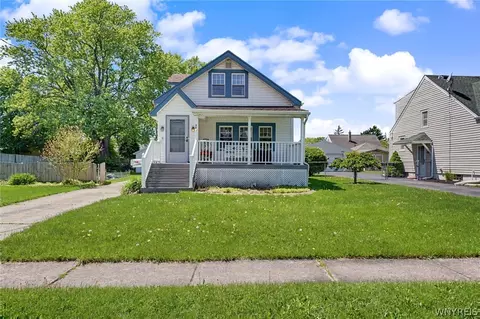 34 Dellwood Pl, Cheektowaga, NY 14225
