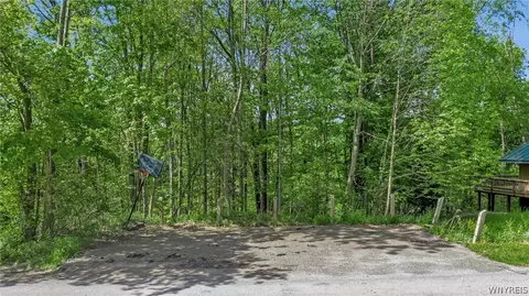 4 Sno Way, Ellicottville, NY 14731