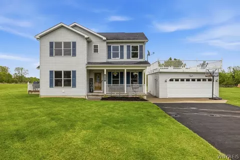 3597 East Ave, Porter, NY 14174
