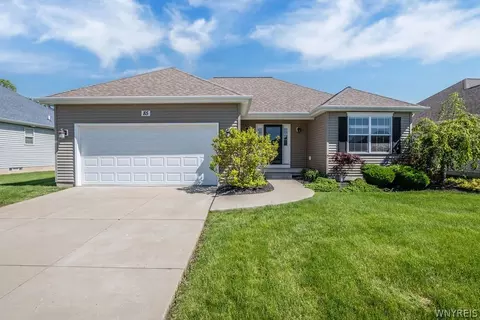 85 Cottagewood Ln, Grand Island, NY 14072