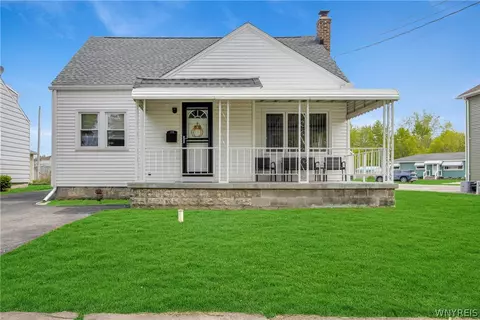 138 Burlington Ave, Depew, NY 14043
