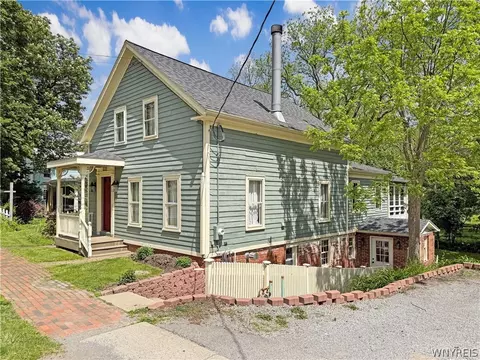 33 S Academy St, Middlebury, NY 14591